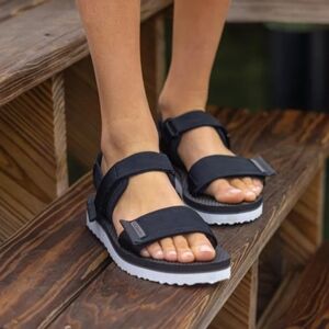 Columbia Via Black/White Sandals Womens Size 10 Hook And Loop Design